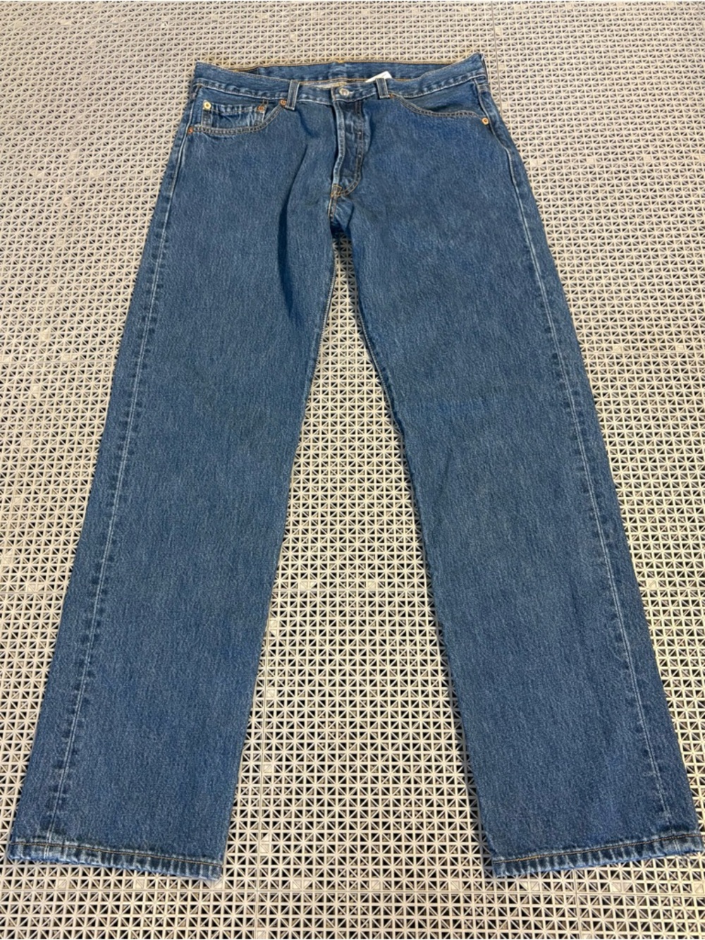 Vintage Y2K Levi's 501 Button-Fly Dark Wash Blue Jeans